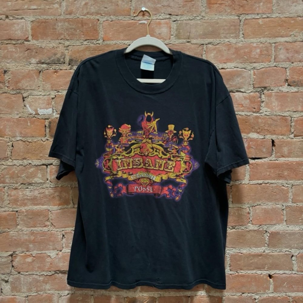$80 vintage 90s Insane Clown Posse Ring Master distressed black band tee